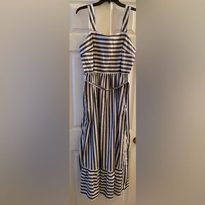 Women’s Dress Gray/White SZ XL